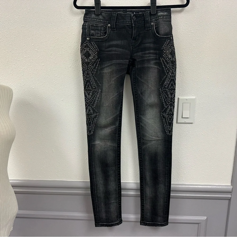 Miss Me Women's Whiskered Black Skinny Jeans Embroidered Side Detail - Picture 3 of 16